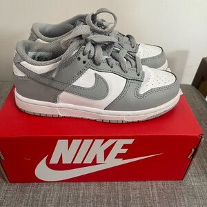 Gray Nike dunks preschool kids sneakers